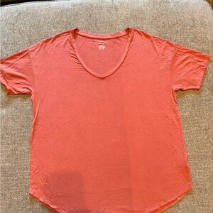 American Eagle Outfitters Coral V-Neck Tee